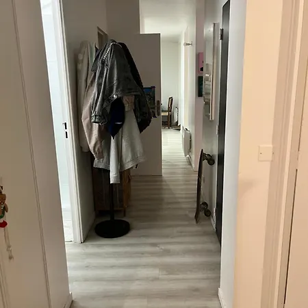 Duplex De 100m2 Et Garage, 17e